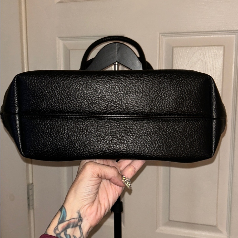 Dumpling ๐ Black Shoulder bag, NWOT - Picture 6 of 7